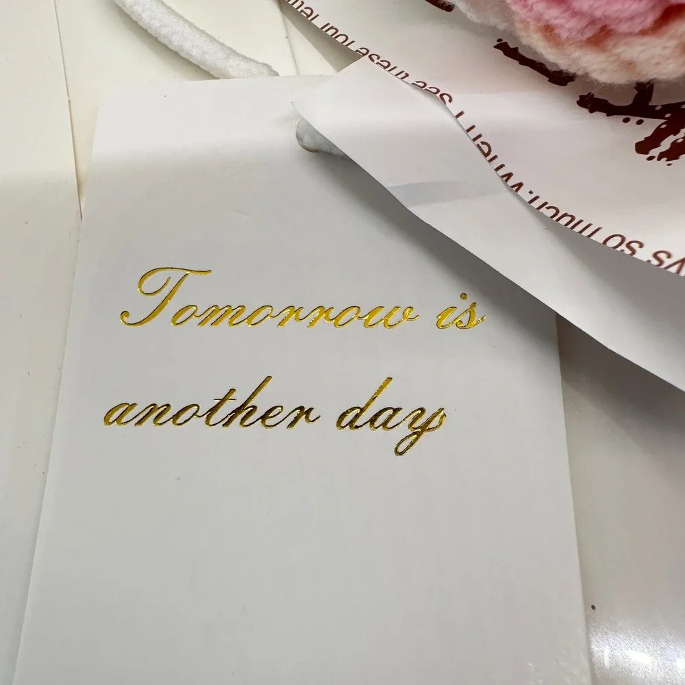 Crochet Rose Bouquet 13in Pink White LED‎ Light Up Gift with Gift Bag & Card
